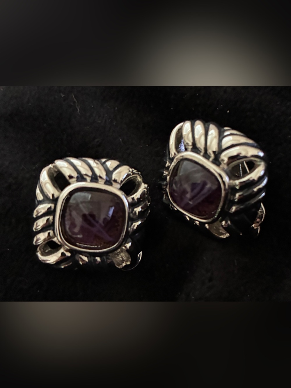 mauve/purple cabochons clip-on earrings with a rich vintage look.